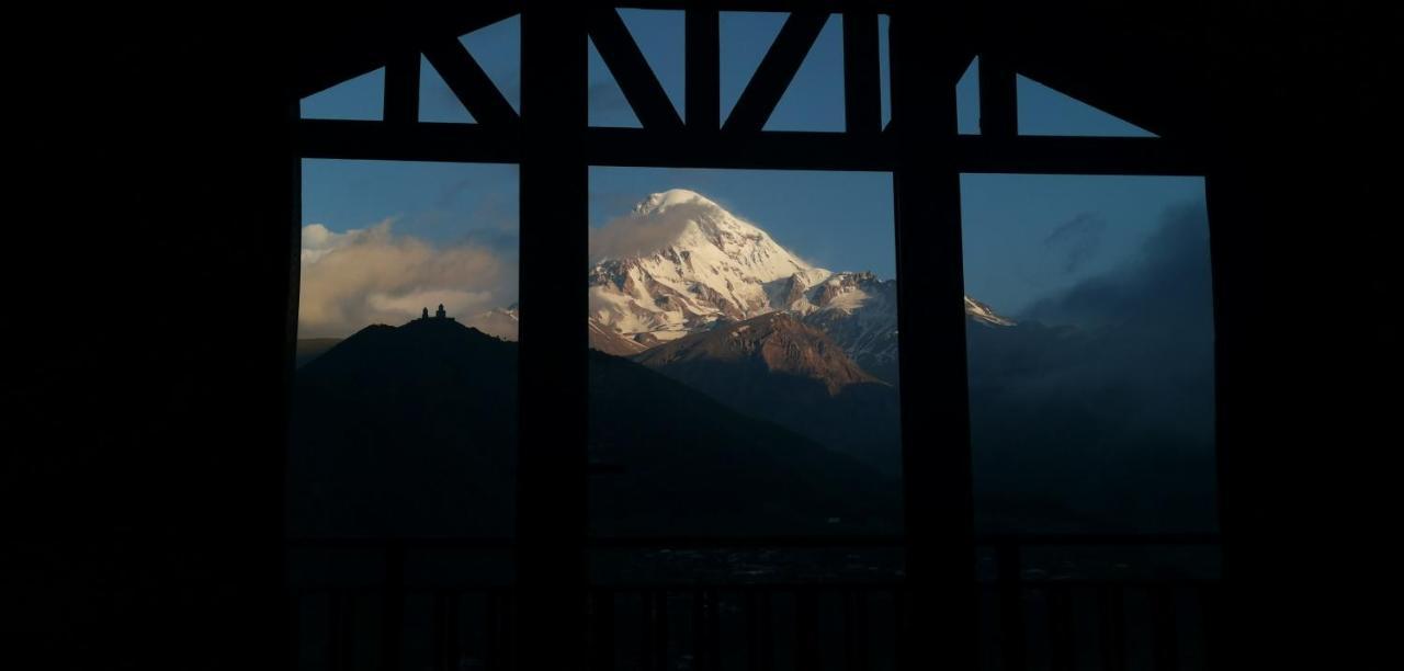 Aronia Kazbegi Hotel Exterior foto