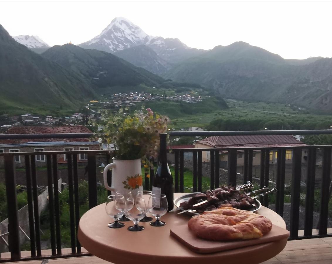 Aronia Kazbegi Hotel Exterior foto