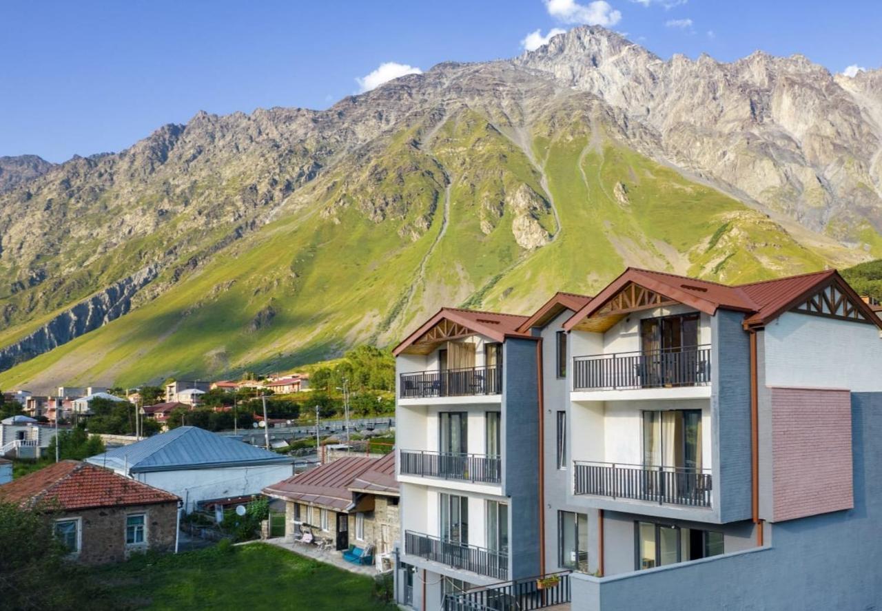 Aronia Kazbegi Hotel Exterior foto