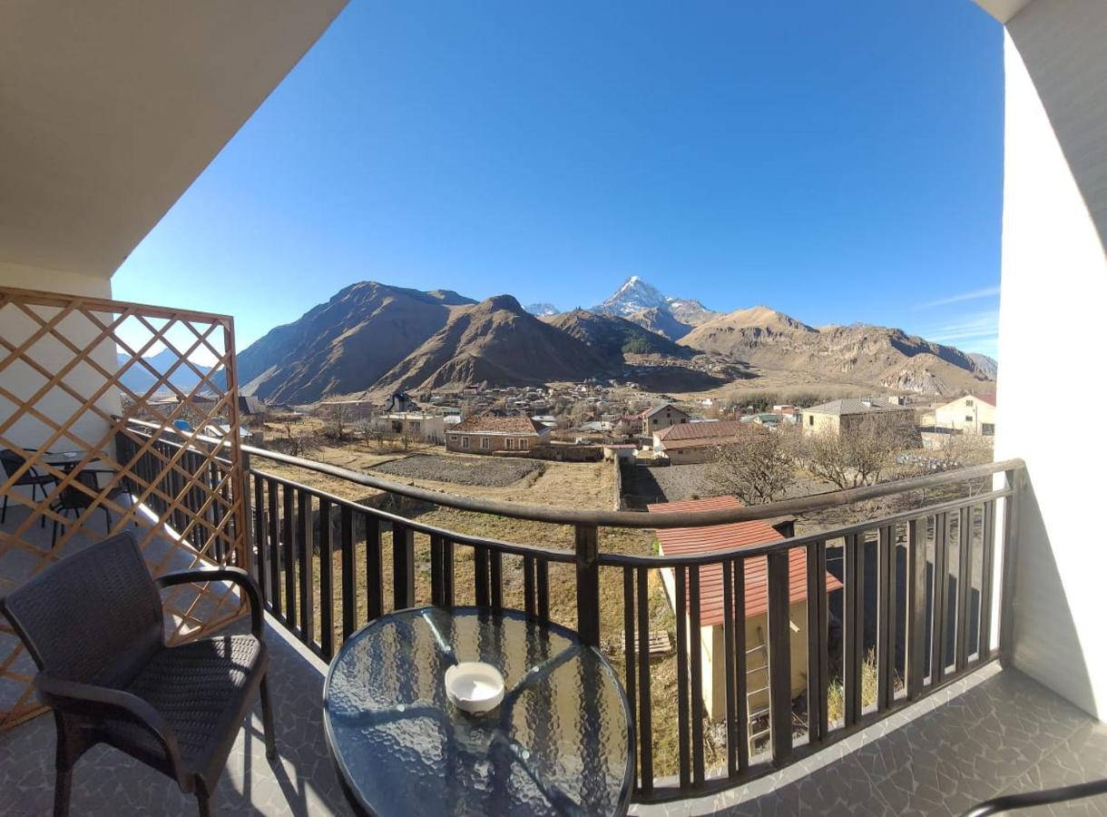 Aronia Kazbegi Hotel Exterior foto